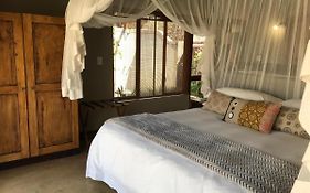 11 Raptors Lodge